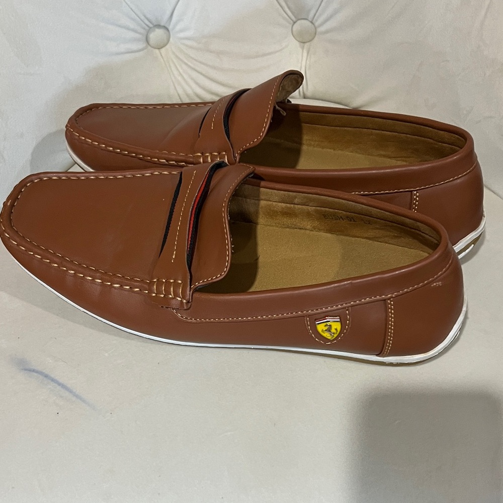 Bruno Marc Brown Loafers with Emblem